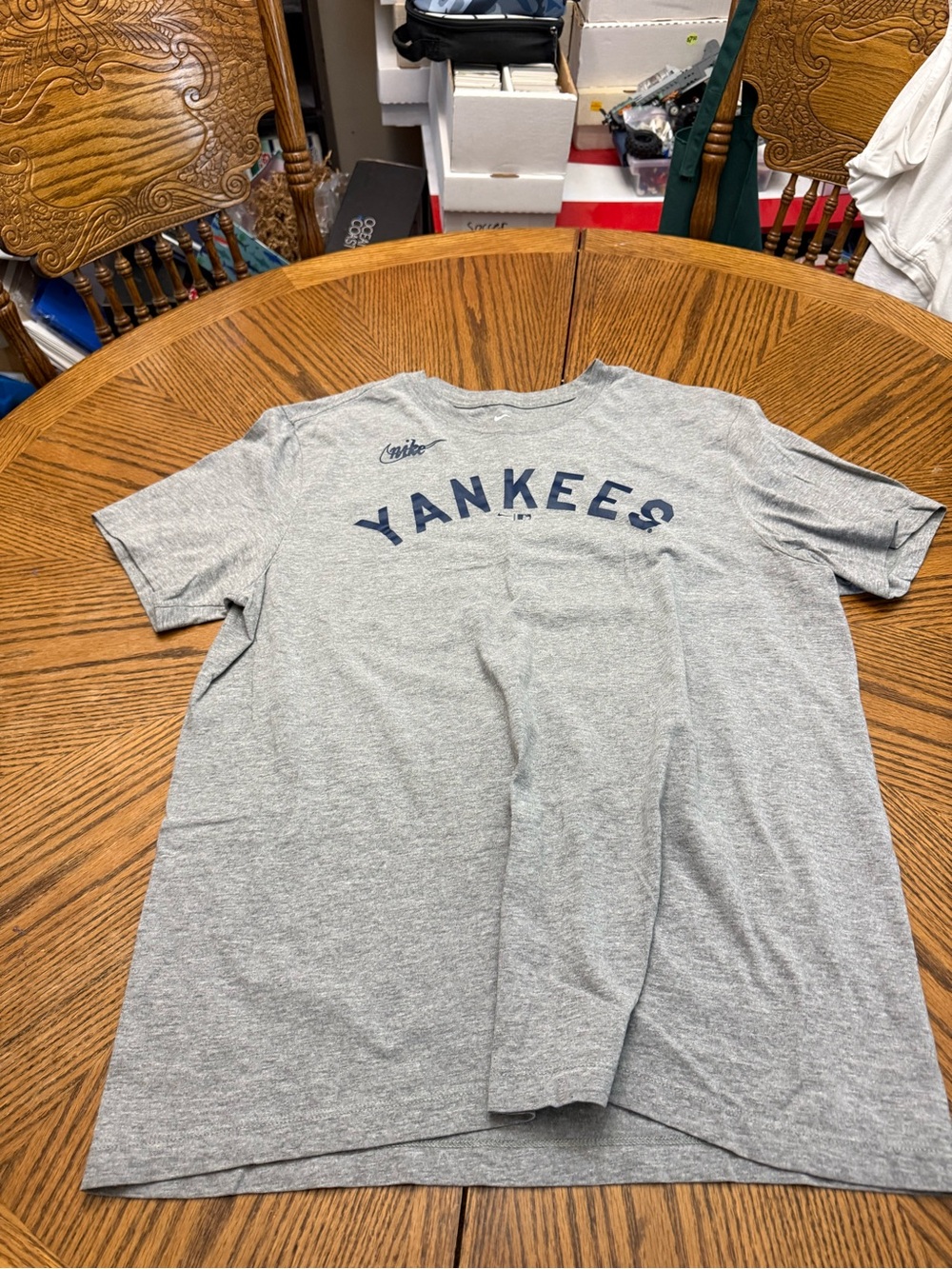 Nike Gray Yankees Graphic Tee with Navy Logo